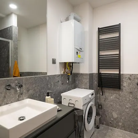 Inna Luxe With Free Parking Apartment *